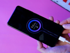 Samsung şarjı 24 saat giden akıllı telefonlar geliştiriyor