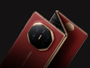 Dünya’nın birinci 3’e katlanan telefonu Huawei Mate XT tanıtıldı