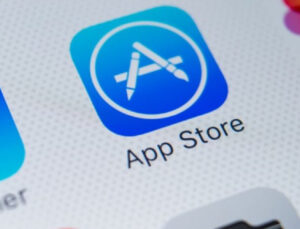 Microsoft Apple’a yüklendi; “bu resmen soygun”