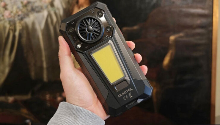 Bu telefonun kendi çakmağı var! Sıra dışı tasarım