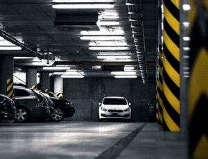 KDK: Otoparkta ziyan gören aracın masrafı otoparka ilişkin