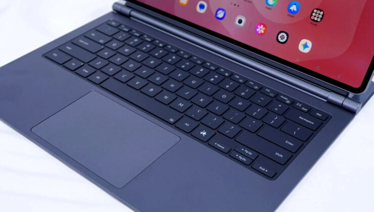 Samsung’un ultra kıymetli tablet klavyesi satışta