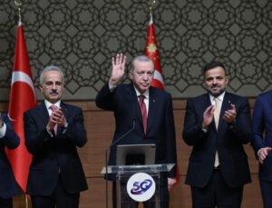 81 vilayette 5G devri: Türkiye’de 5G kullanıma sunuldu