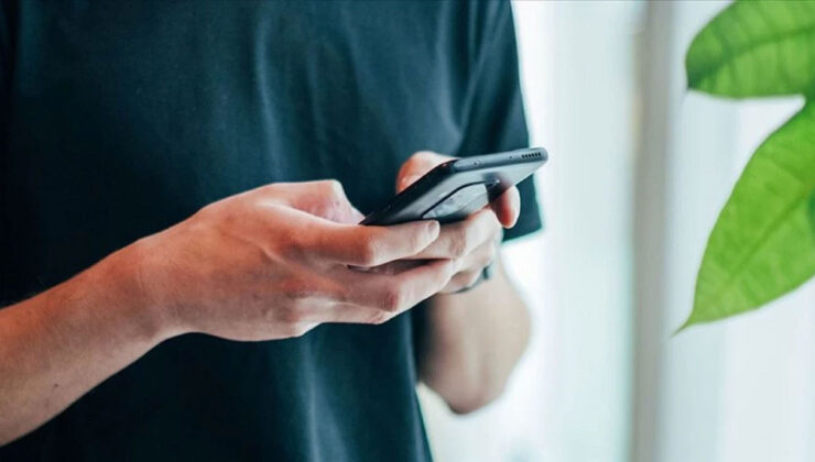 Telefonunuzdaki bilinmeyen casus: FBI milyonlarca sefer indirilen uygulamalar için uyardı