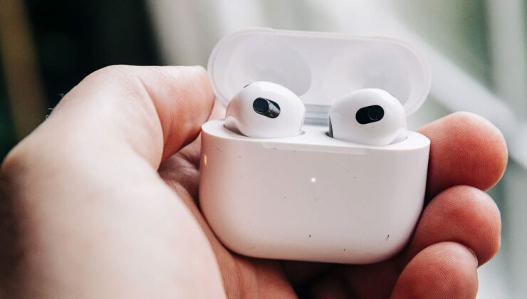 Apple fiyatsız AirPods 3 Pro dağıtıyor