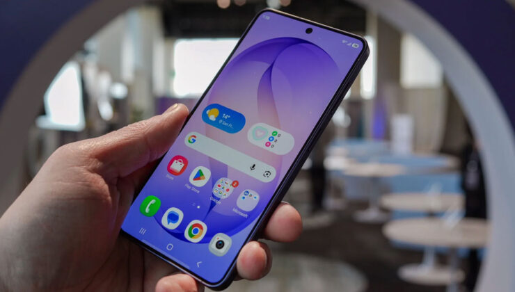 Galaxy S26 satışları Galaxy S25’i geride bıraktı