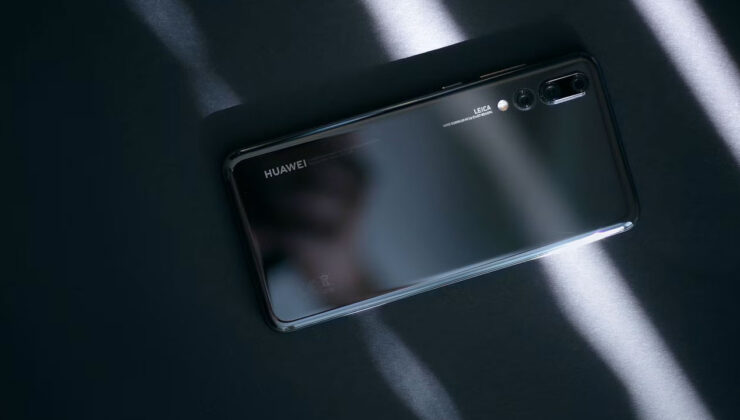 Huawei Nova 16 Dizaynları Sızdı: Kamera Modülü Büsbütün Yenileniyor