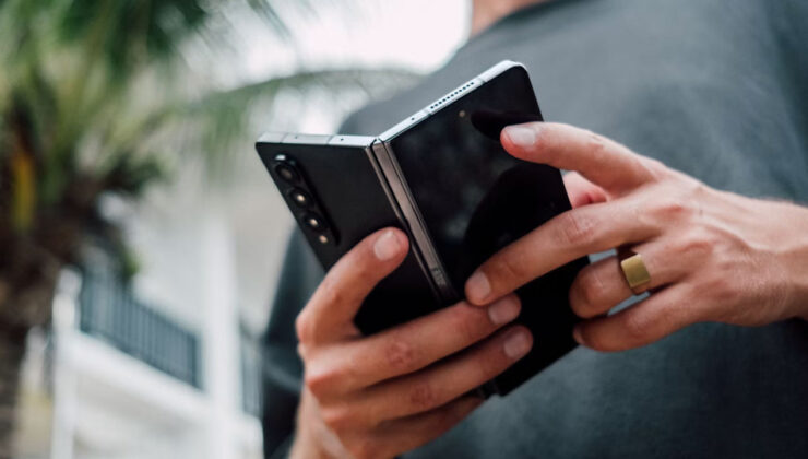 Samsung Katlanabilir Telefonlar İçin Patent İhlali Davası Açıldı